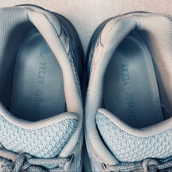 ADIDAS Original Yeezy Boost 700 v2 Interia (2019) FW2549 - Picture 6 of 7